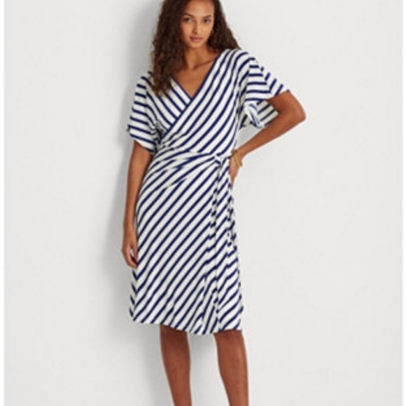 Ralph Lauren Black Label Dresses & Skirts - Ralph Lauren Black Label chevron dress Sz 6